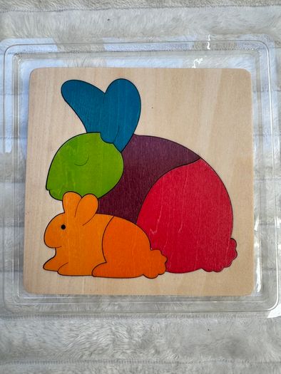 George Luck Puzzle Hape Rabbit 7pcs new Damaged Box Please see photos