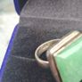 Vintage Sterling 925 Silver Ladies Ring with a square-cut Green Gemstone Image 7