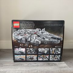 LEGO Star Wars 75192 Ultimate Collector Series Millennium Falcon Set