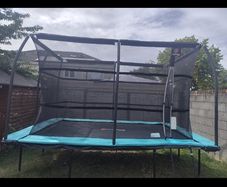 Trampoline  - Thorpe