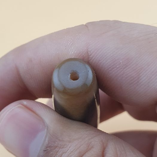 Vintage Himalayan Tibetan Zigzag Pattern Agate Bead Amulet