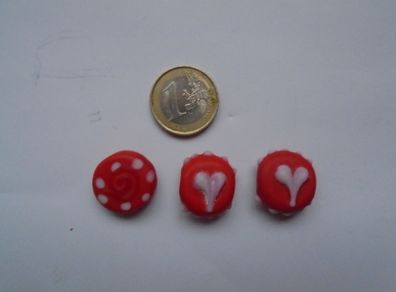 Red beads,Heart beads,Jewellery making supplies,Crsft supplies