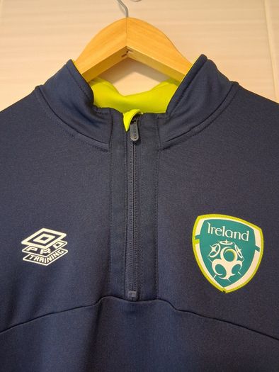 Ireland Football Track Top. Official Umbro Quarter Zip Youth Xtra Large Top. Collect In Dublin Or Receive Via Post.