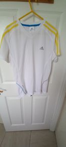 Adidas top