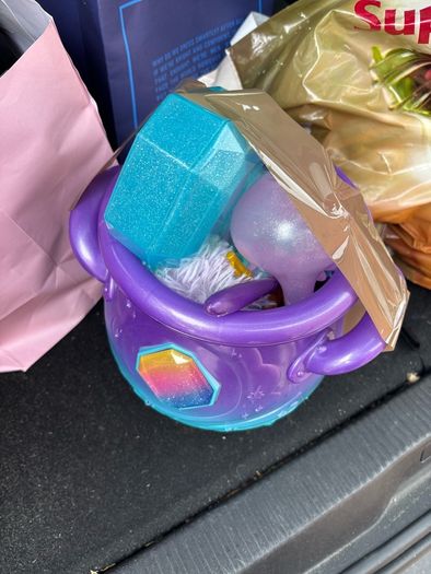 toys
