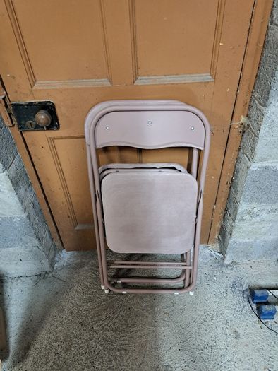 Chairs (foldup)