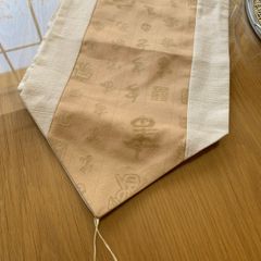 Table Runner
