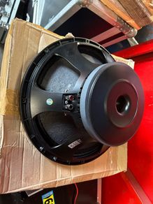 18 Sound 15W700 LF Speaker Driver new in box 700w
