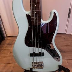 Squier Classic Vibe 60s Jazz Bass
