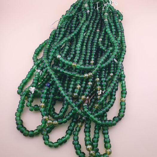 Vintage African style Green Glass Beads Necklace 24 inches