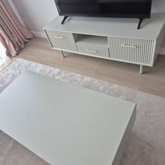 tv table