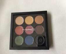 MAC Light Festival EyeShadow Palette x9