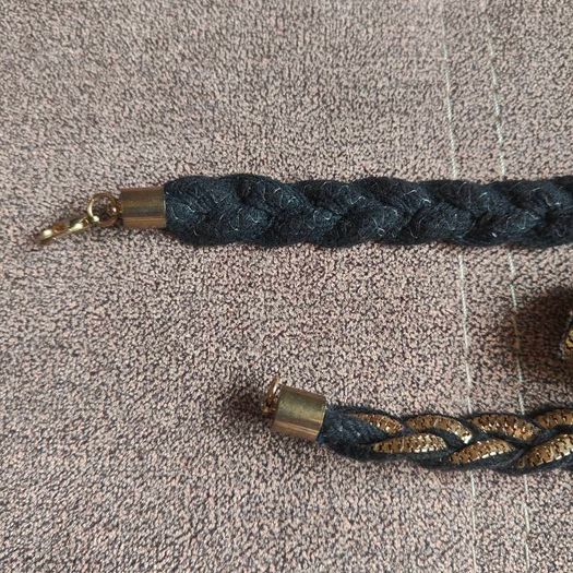 Gold/black dressy belt