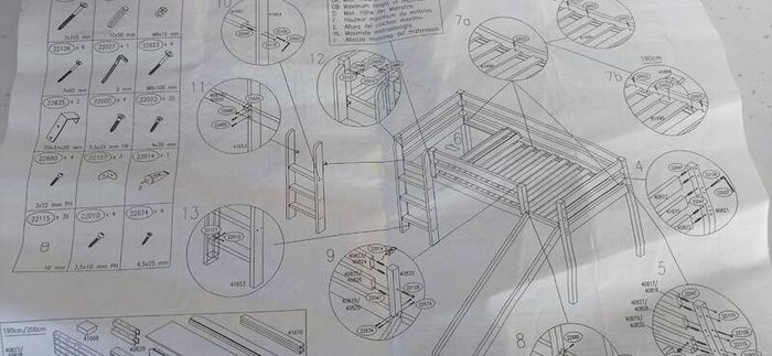 Mid sleeper frame with slide