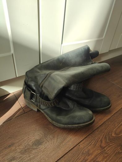 Free to take Shoes
