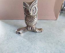 Brass Owl SET OF 2 EACH one is 18.00 EURO Vintage Brass Owl Statue Figurine Paperweight Bird Nature Tree Branch Retro skitch.