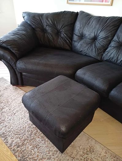 Like new 4 seater 3 seater Lebus Florida couch sofa and footstool