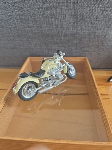 BMW R1200C Diecast Motorcycle Model 1:18