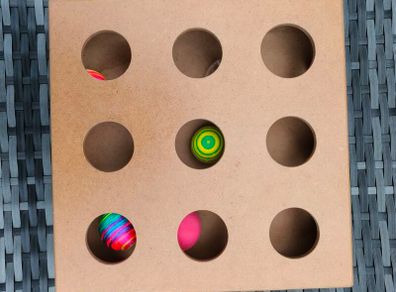 Hide & Seek ball game