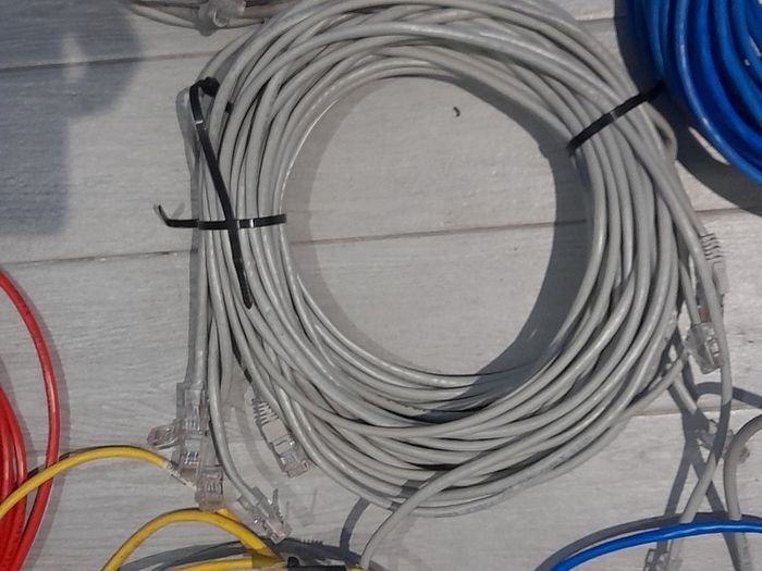 Ethernet LAN Network Cable Cat5e - many