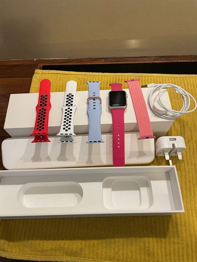 Apple Watch series 1 with box and 5 straps