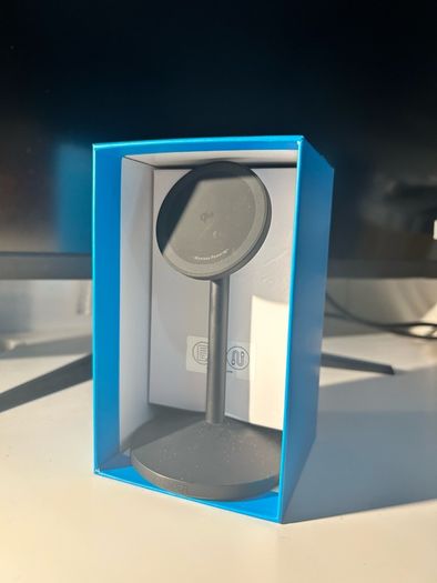 iPhone MagSafe Charging Stand