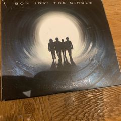 Bon Jovi - The Circle - Deluxe Edition (CD+DVD)