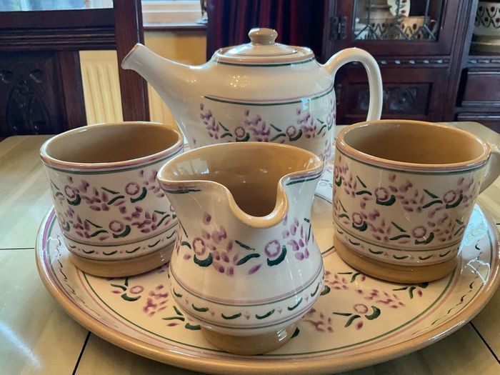 Nicholas Mosse Lavender starter set from Washington creek USA . Tea pot, two mugs , creamer and an oval platter . Pricing the set