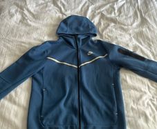 Nike Tech Fleece