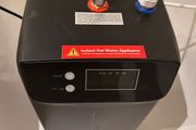 Ellsi Instant Boiling Water Kitchen Tank - 2.4L Black