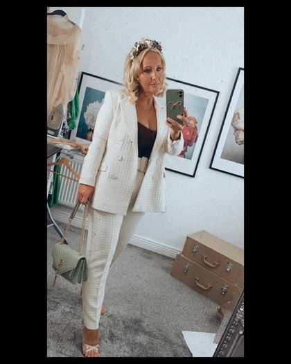 zara suit