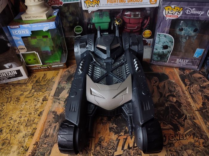 Batmobile 2 in 1 Vehicle ! Batman The Caped Crusader ! 2020 !