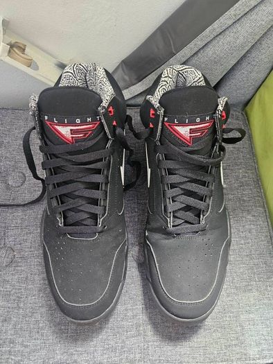 nike air flight mid size 9.5