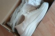 Brand New Ladies Skechers