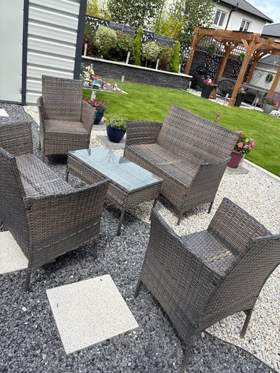 Garden Furniture in great condition.