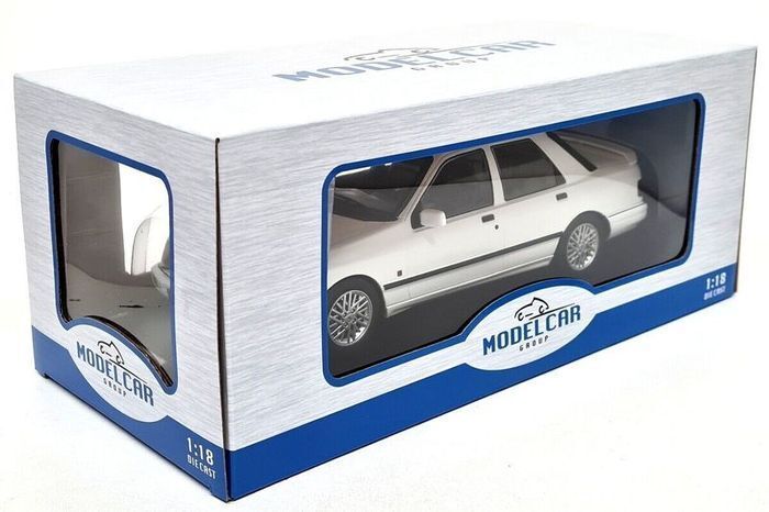 Ford Sierra Cosworth 1988 1/18 New In Box