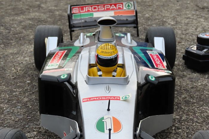 Grand Prix F1 Racing Car - 1:6 Scale Super Remote Radio Control