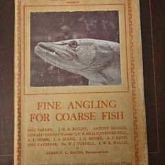 Fine Angling For Coarse Fishing.1930 . First Edition Hardback With Dustjacket In Good Condition.  With 148 Illustrations.  See Photos For Same.