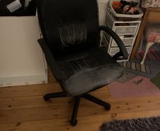 desk chair