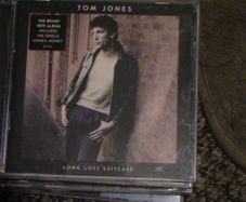 Tom Jones - Long Lost Suitcase CD