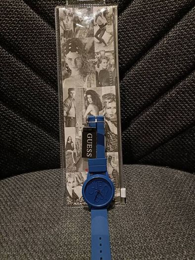 Guess watch original. Brand New
