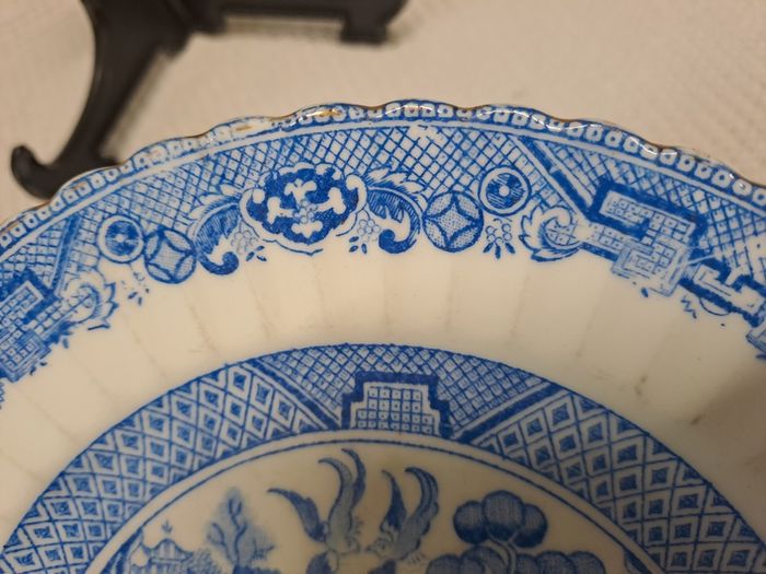 Antique Blue Willow pattern plate scalloped edge
