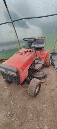 Husqvarna lt125 12.5hp lawnmower