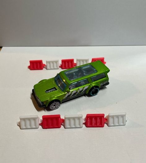 1:64 scale barriers