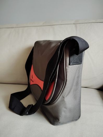 Tech air messenger / laptop bag