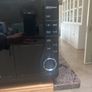 Hotpoint Extra Space Microwave Image 2