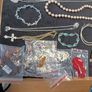 costume jewelry 138 pieces Image 3