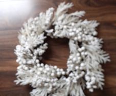 Stunning large  Snowy Christmas wreath brand new
