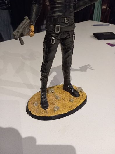 The Matrix Neo statue 12 inch