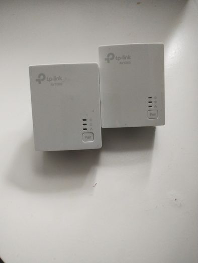 TP-Link AV1000 Powerline Starter Kit